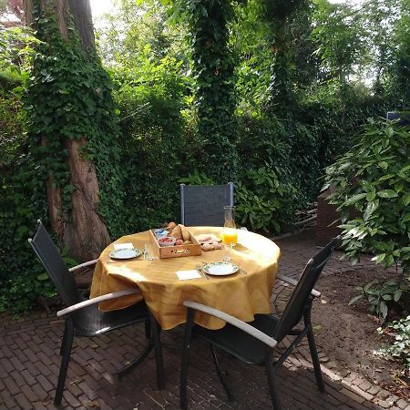 The Walnut Tree Bed & Breakfast Hellevoetsluis Exterior foto