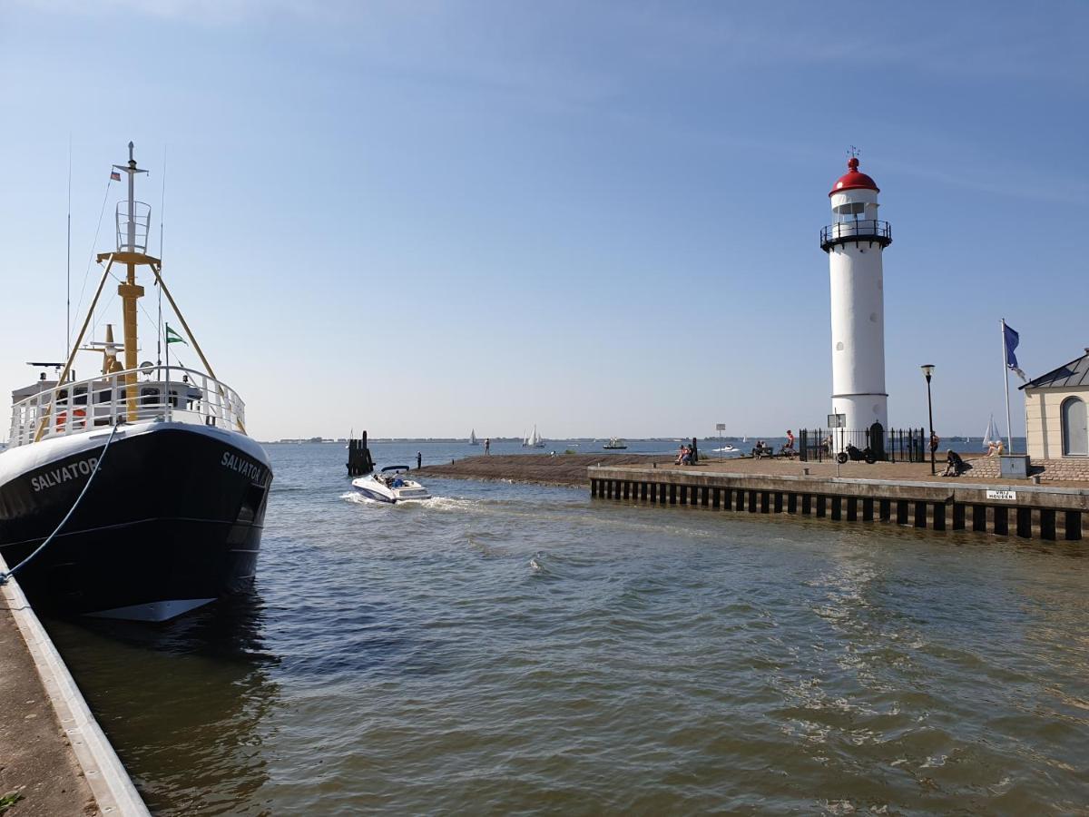 The Walnut Tree Bed & Breakfast Hellevoetsluis Exterior foto