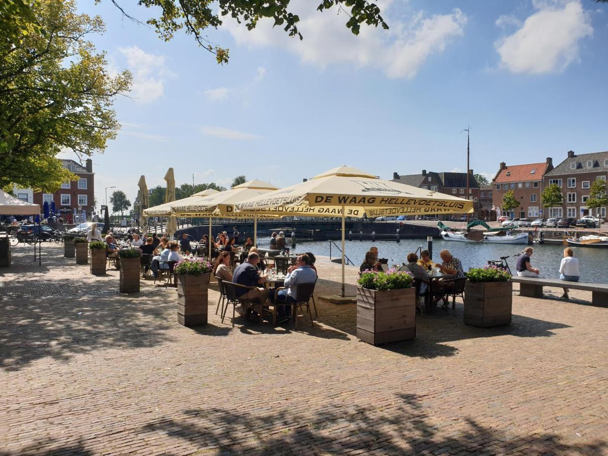 The Walnut Tree Bed & Breakfast Hellevoetsluis Exterior foto