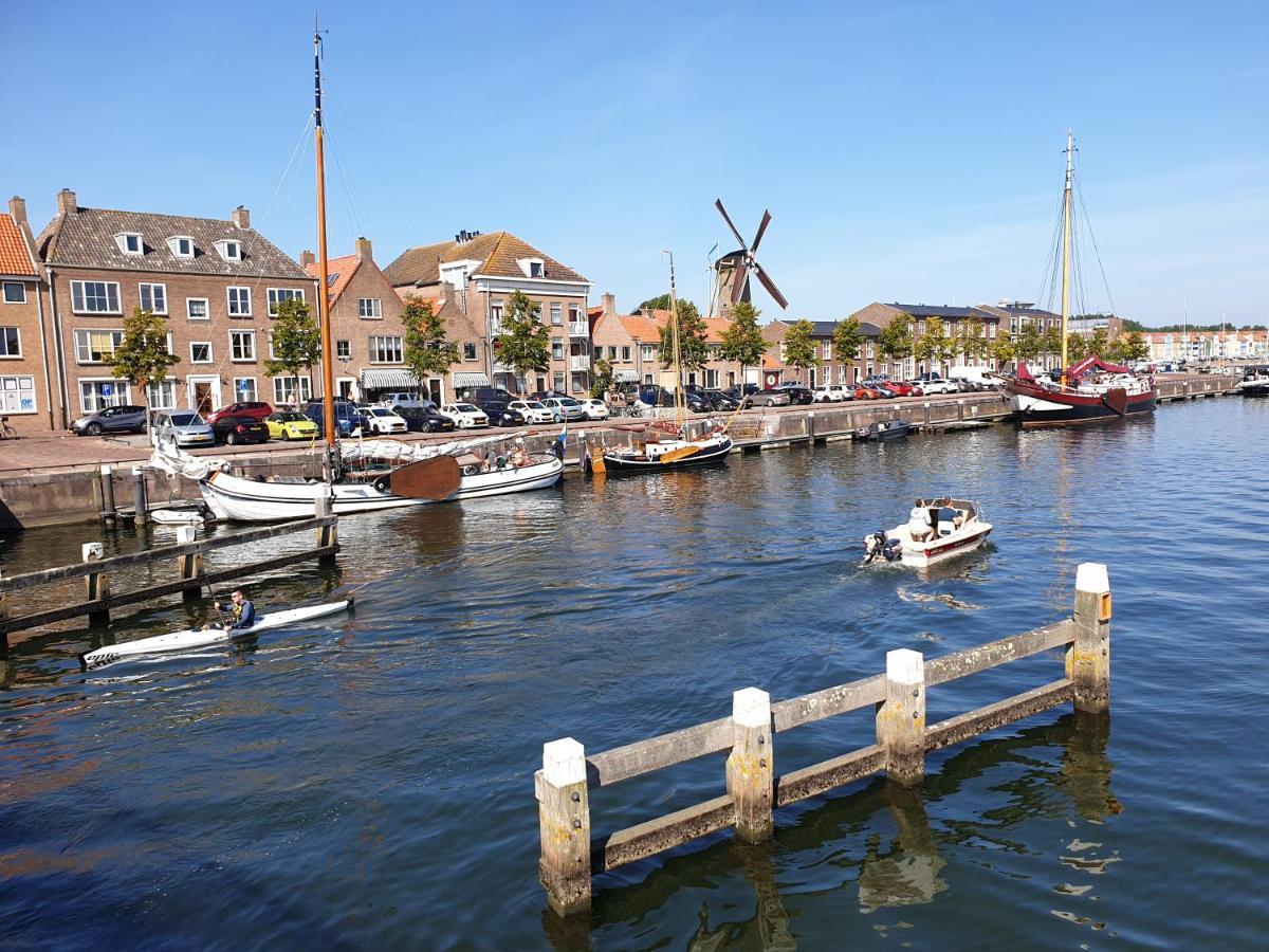 The Walnut Tree Bed & Breakfast Hellevoetsluis Exterior foto